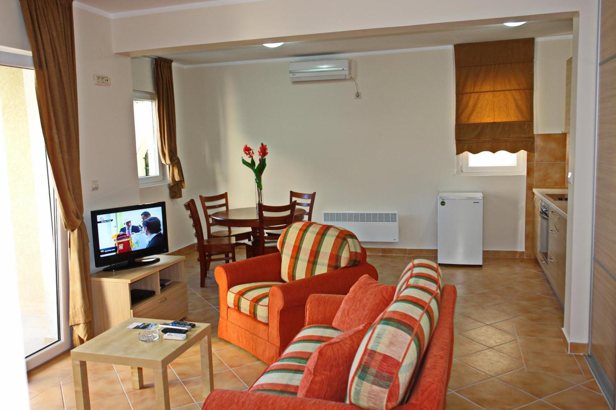 Villa Franeta Apartments Budva Bilik gambar