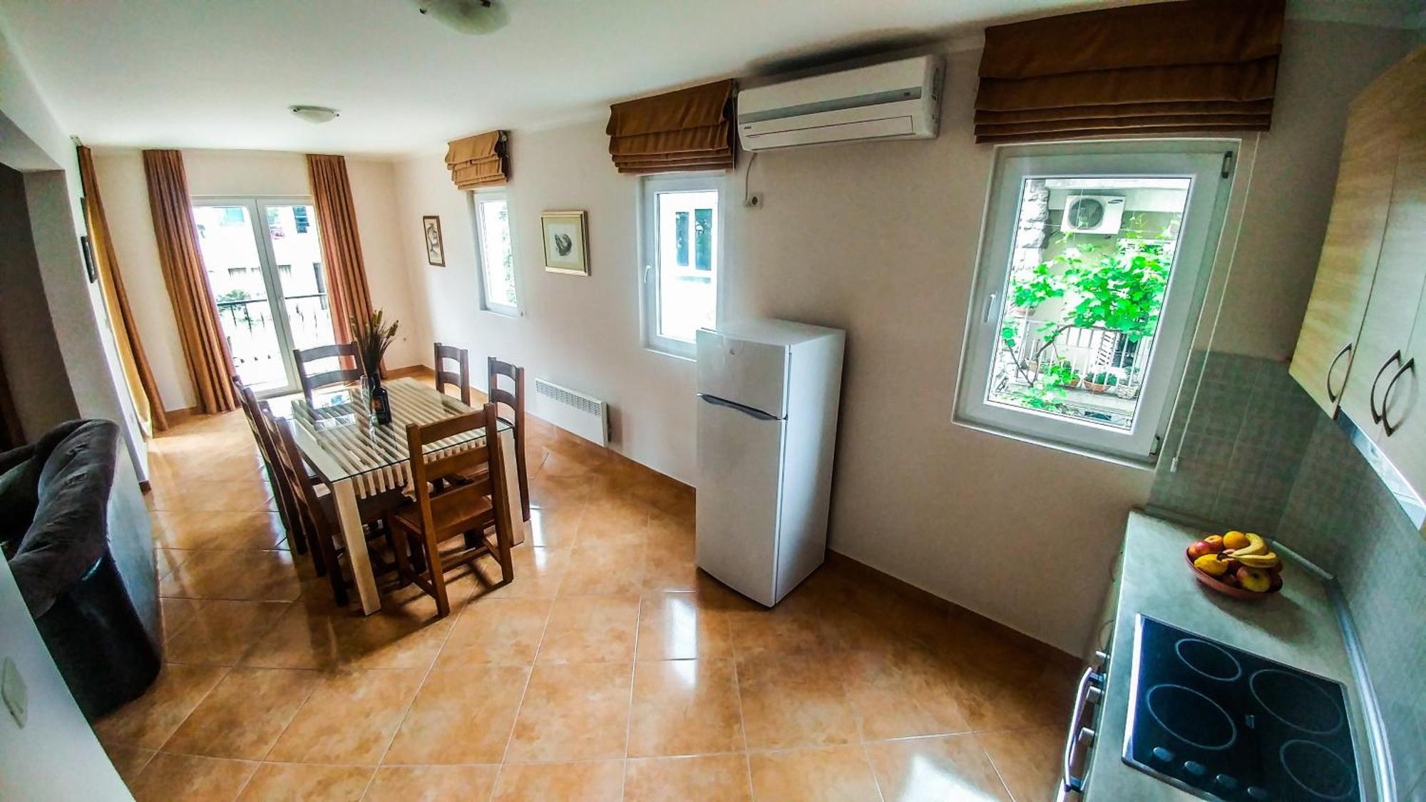 Villa Franeta Apartments Budva Bilik gambar