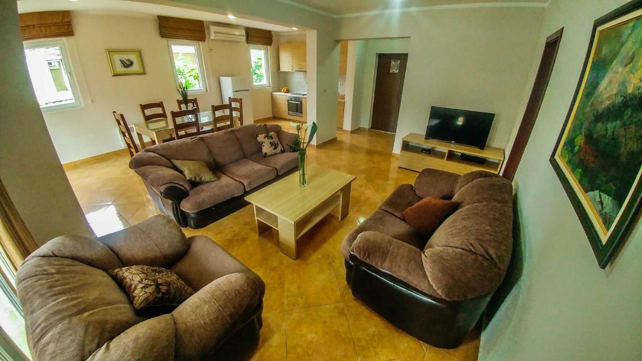 Villa Franeta Apartments Budva Luaran gambar